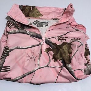 Realtree pink Camo shirt
